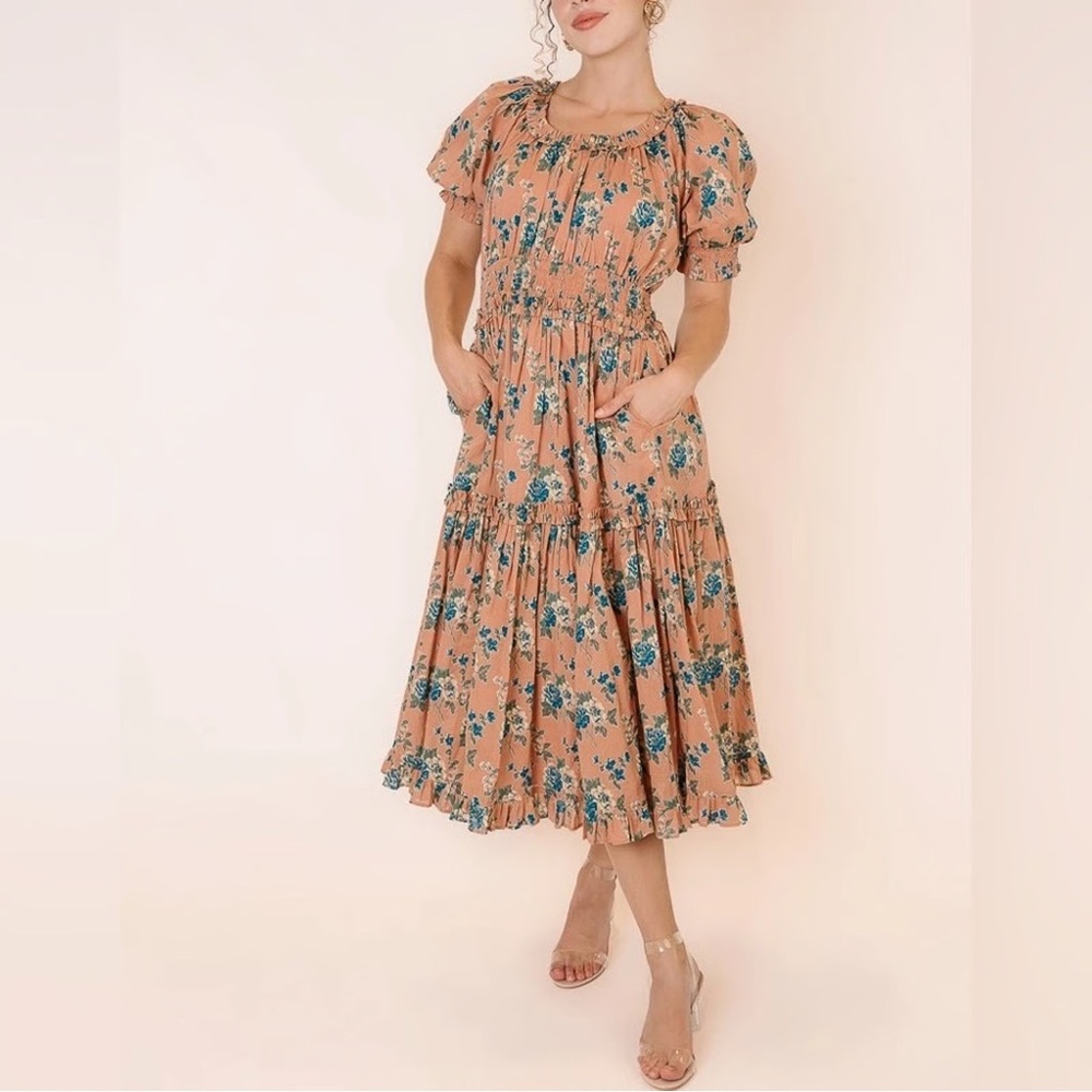 Ivy City Elena Floral Dress Midi Length with puff sleeves
